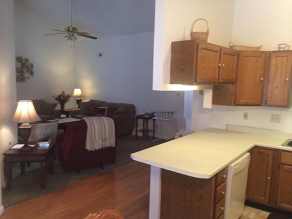 4th image of 8657 Denmark St