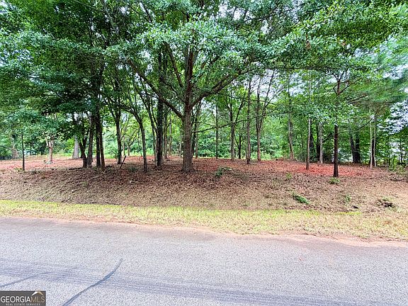 2nd image of 135 Joe Carey Rd