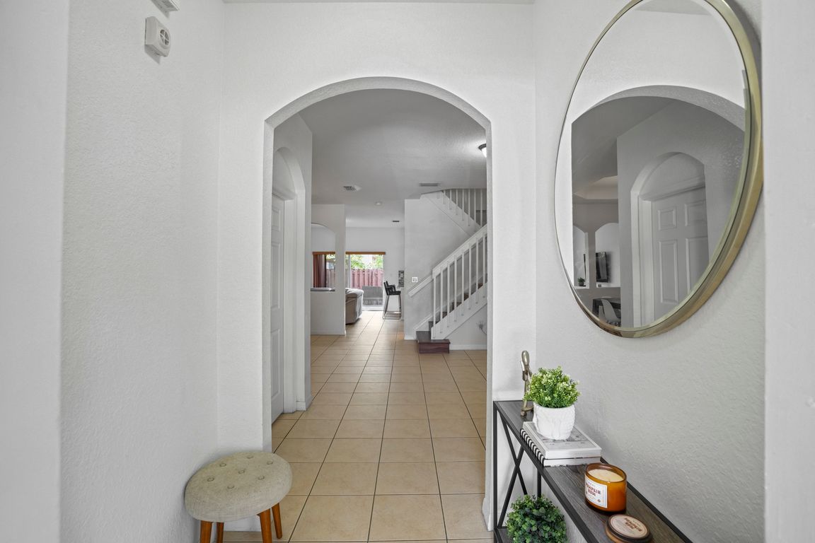 next background image