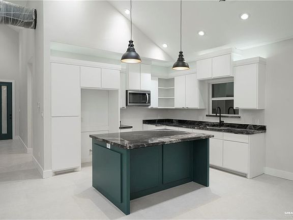 4th image of 2819 Garman St