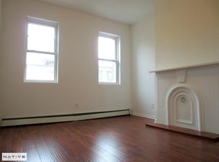 165 India St APT 2L, Brooklyn, NY 11222