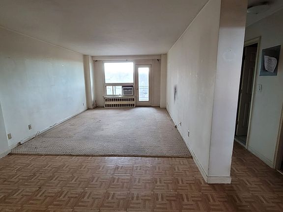 Additional Living Room