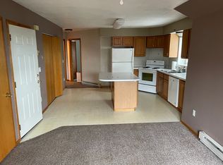 418 N 15th Ave E #2, Duluth, MN 55812
