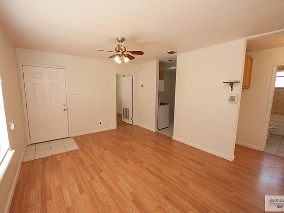 4th image of 125 E Williamson Ave