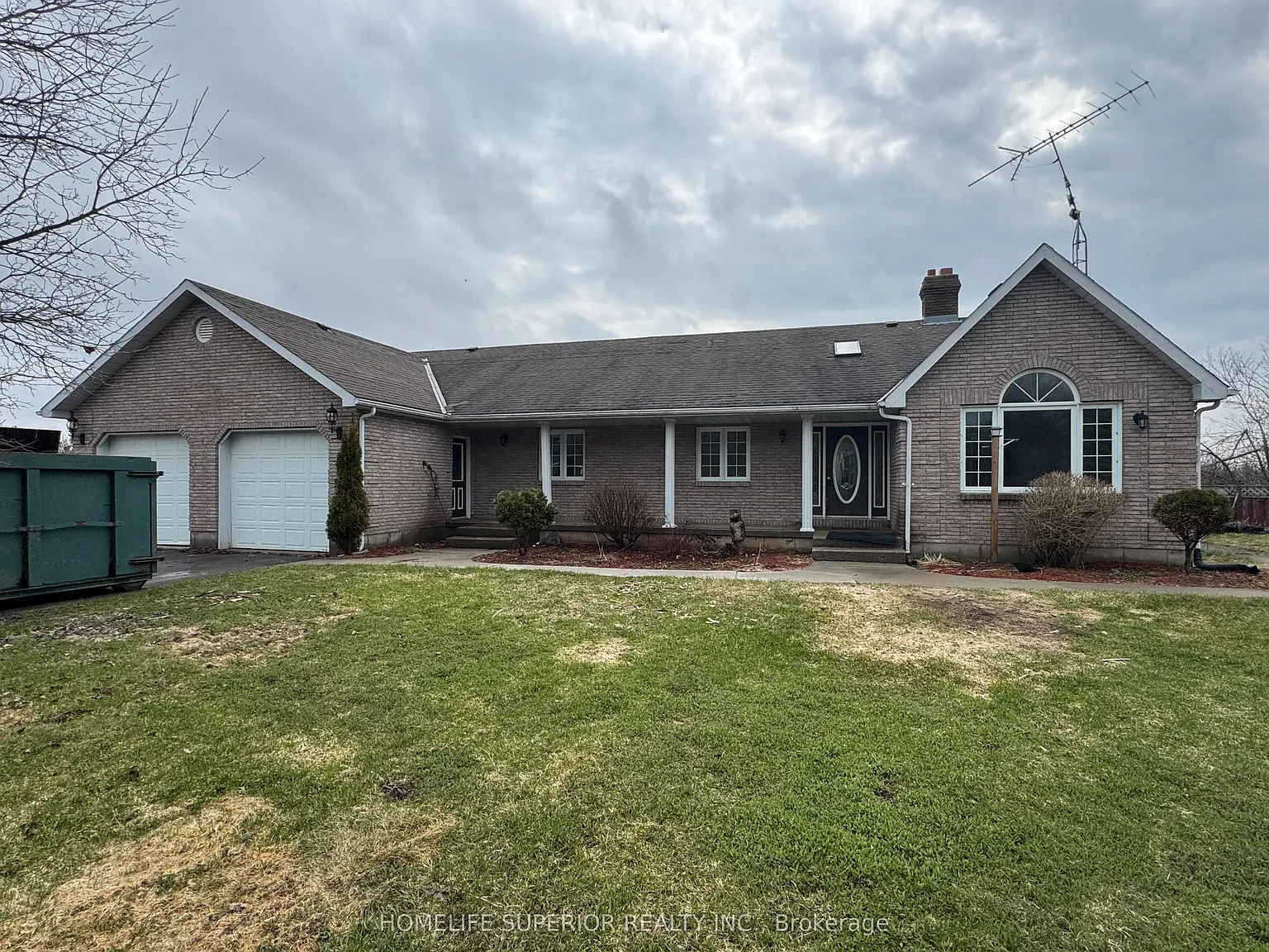 3 bed, $2,500 — Photo 1