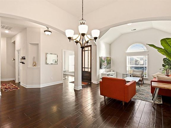 4th image of 1313 Baynes Dr