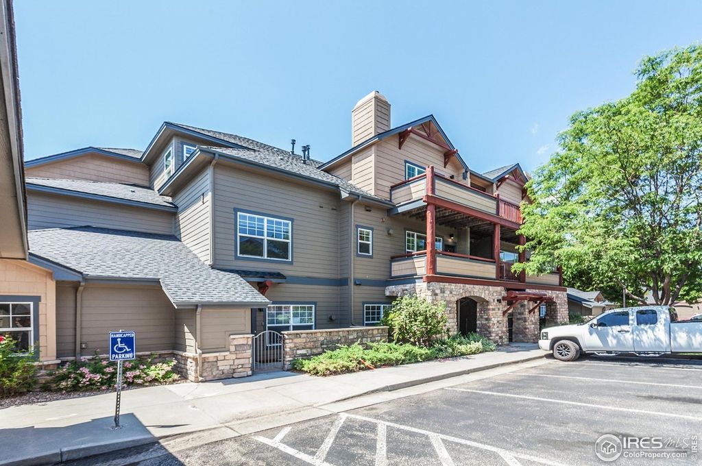 5220 Boardwalk Dr #I-21