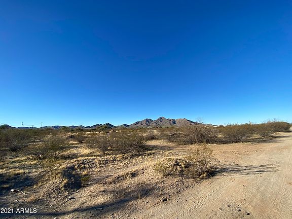 3rd image of 0 W Hunt Highway #-