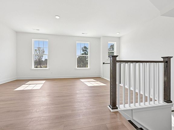 7th image of this home