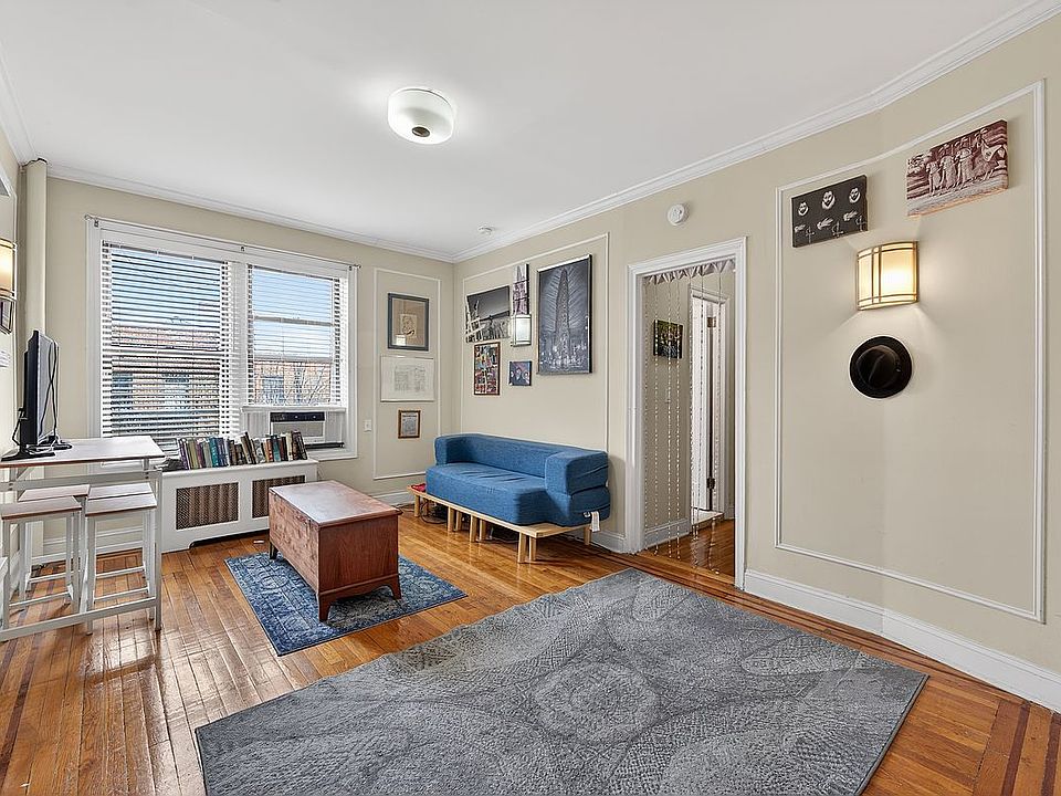 1st image of 225 Bennett Ave APT 4C