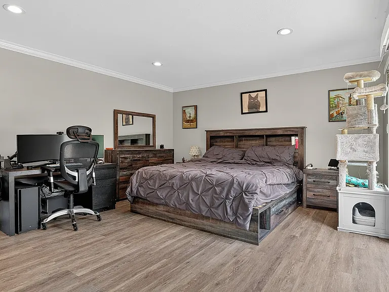 212 E Avenida De Los Arboles — Photo 24