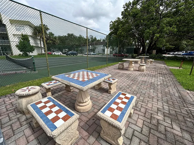 4205 N University Dr #112 — Photo 14