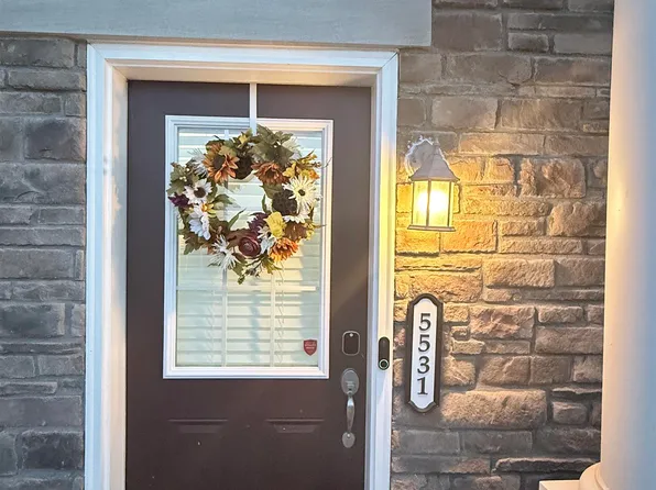 5531 Arbor Chase Dr, Ann Arbor, MI 48103