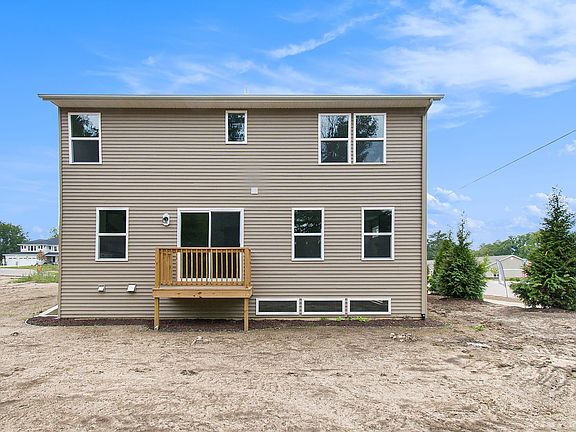 4th image of 14013 Ambrosia Ave