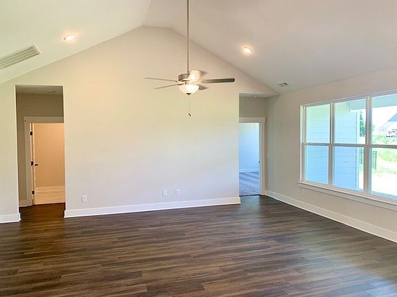 4th image of 2508 Kingfisher Dr