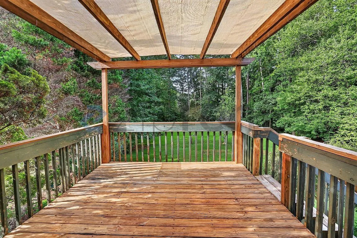 Legacy Estates — Photo 4