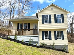 109 Regan Ln, La Follette, TN 37766