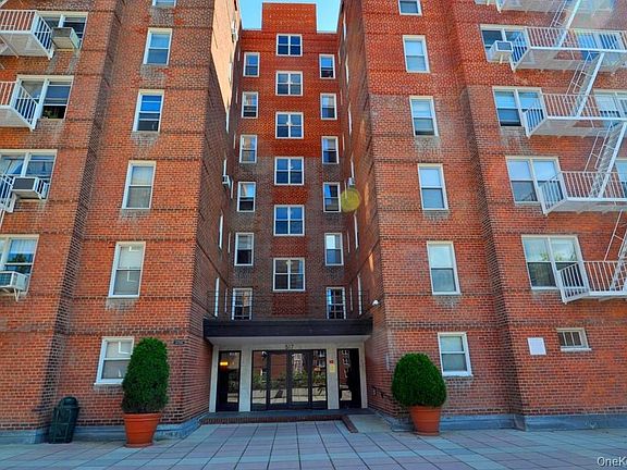 3rd image of 491 Riverdale Avenue #5A