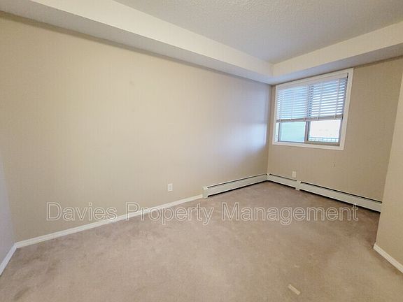 4th image of 11808 22nd Ave SW #308