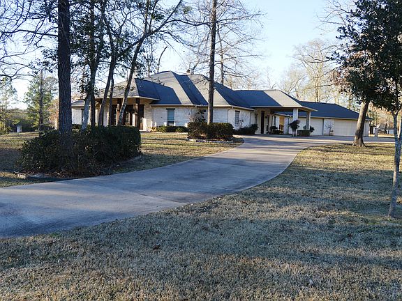 3rd image of 340 Kings Forest Dr