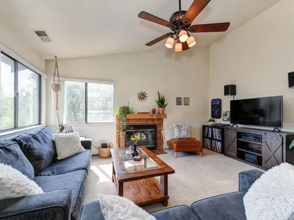 742 Dorothy Way #62, Auburn, CA 95603