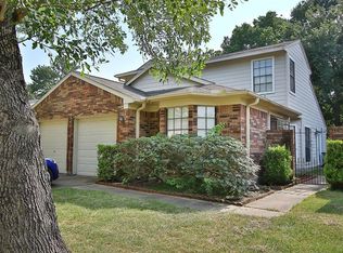 7765 High Village Dr, Houston, TX 77095