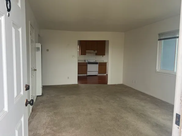 155 Brighton Rd APT 6, Pacifica, CA 94044