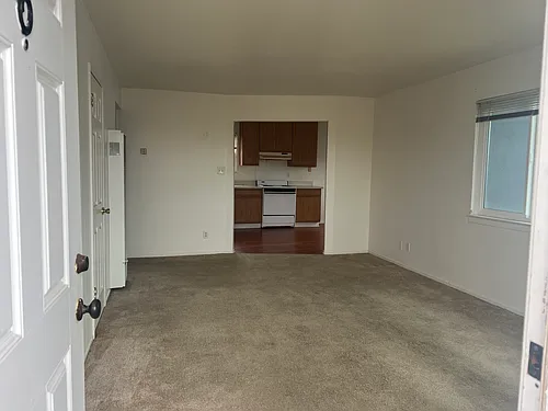 155 Brighton Rd #6 Photo 1