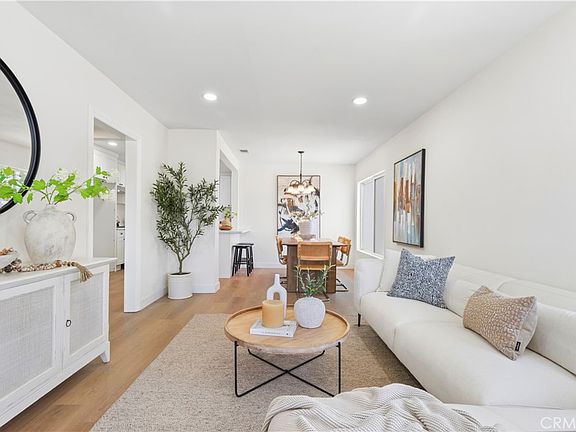 3rd image of 8654 Bluford Ave