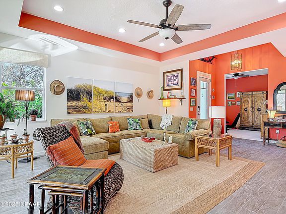 2nd image of 260 Island Breeze Ave