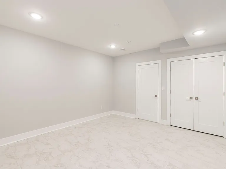 1906 E York St #1A — Photo 16