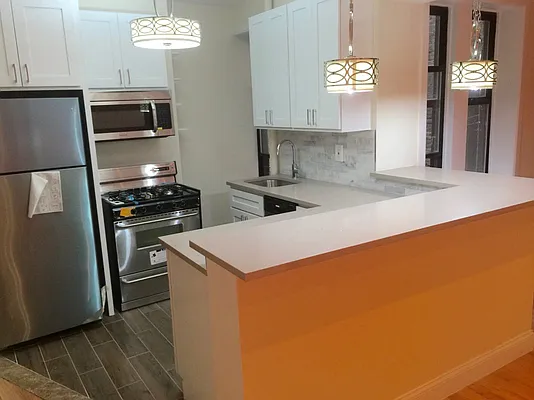 Rented by Bohemia Realty Group | media 63