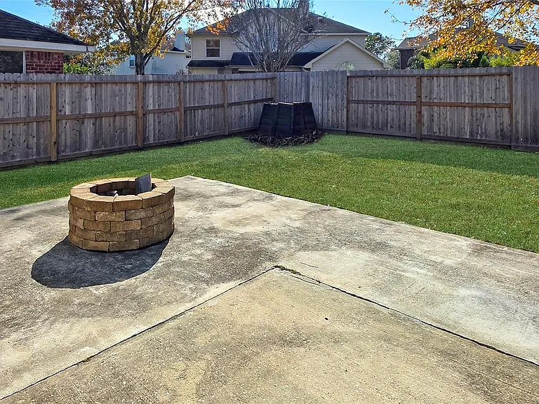 2202 Drake Falls Dr — Photo 43