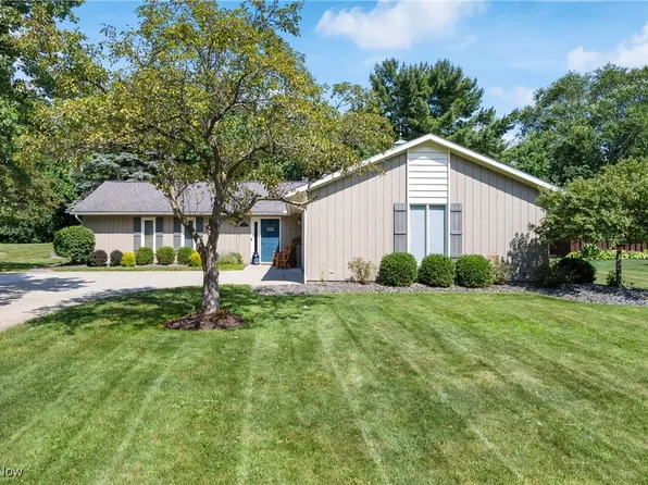 6838 Grant Dr, Westfield Center, OH 44251