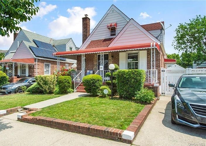 1st image of 119-21 225th St