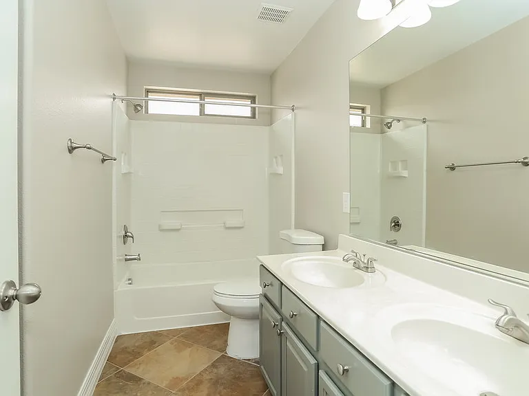 5809 Magic Oak St — Photo 14