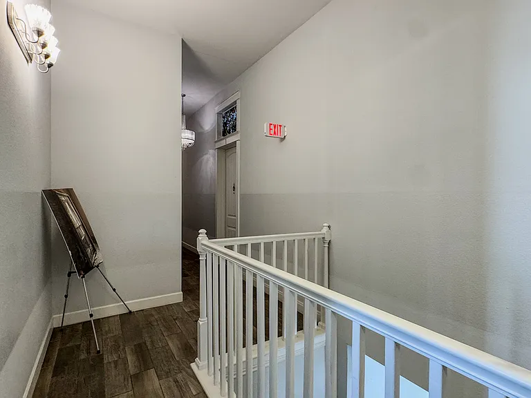 2901 Lee St #1 — Photo 10