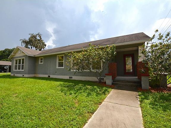 4th image of 821 Ariana St