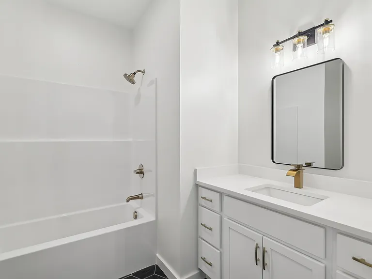 192 Amos Cir — Photo 13