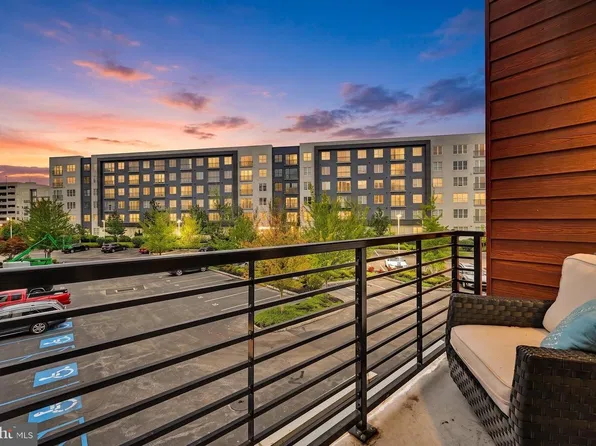 575 S Goddard Blvd #211, King Of Prussia, PA 19406