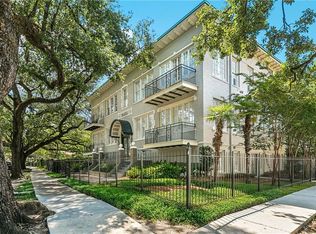 3820 Saint Charles Ave #203, New Orleans, LA 70115