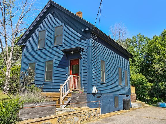 3rd image of 9 Berry Street