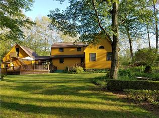 71A Maple St, Chester, CT 06412