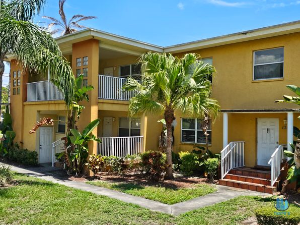 1355 Drew St APT 201