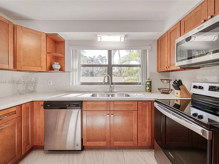 13337 SW 64th Ln — Photo 10