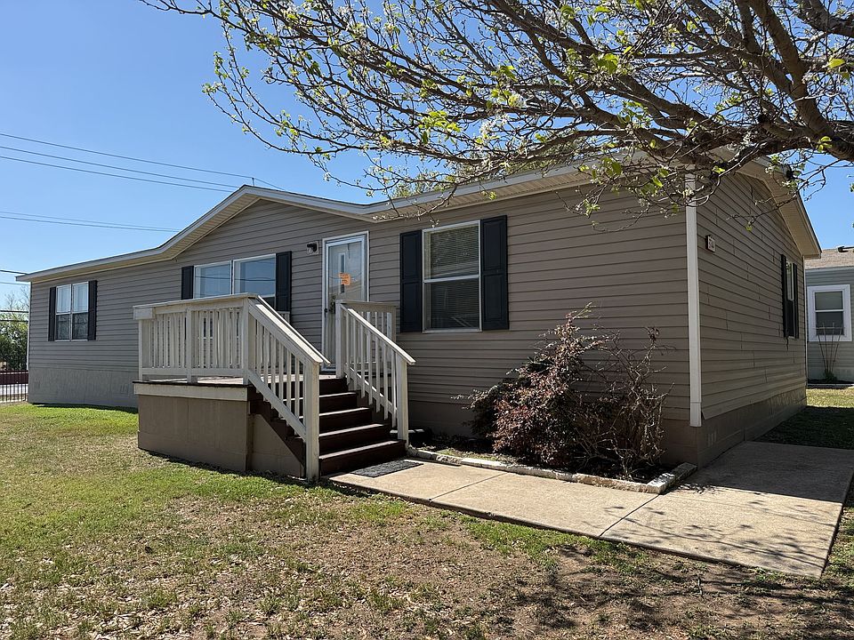 1st image of 5744 Arcadia Cir