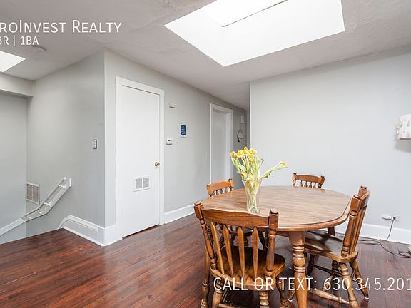 2nd image of 2052 N Dayton St APT 3F