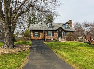 1919 Clays Mill Rd, Lexington, KY 40503