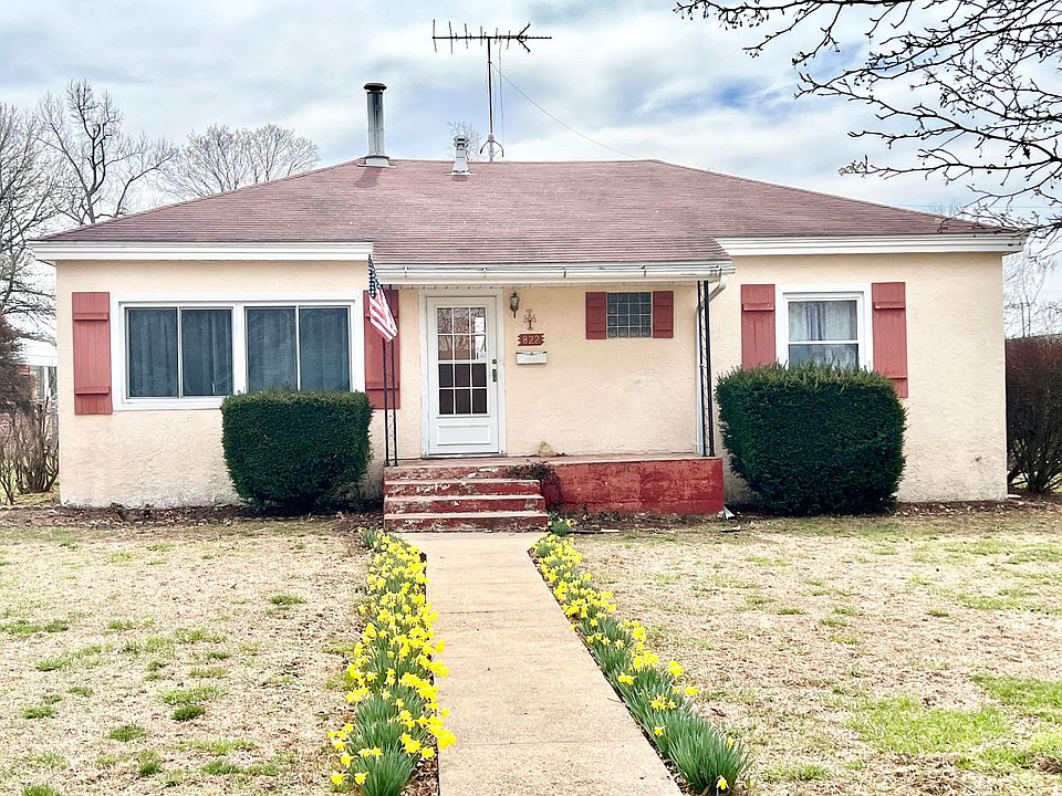 1st image of 822 E Dorris Ave