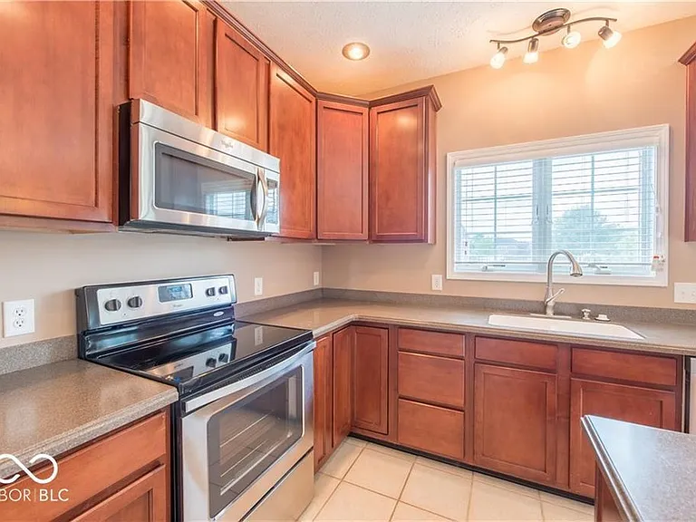 15151 New Haven Dr — Photo 13